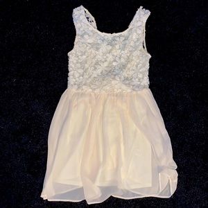 Women’s L off white dress